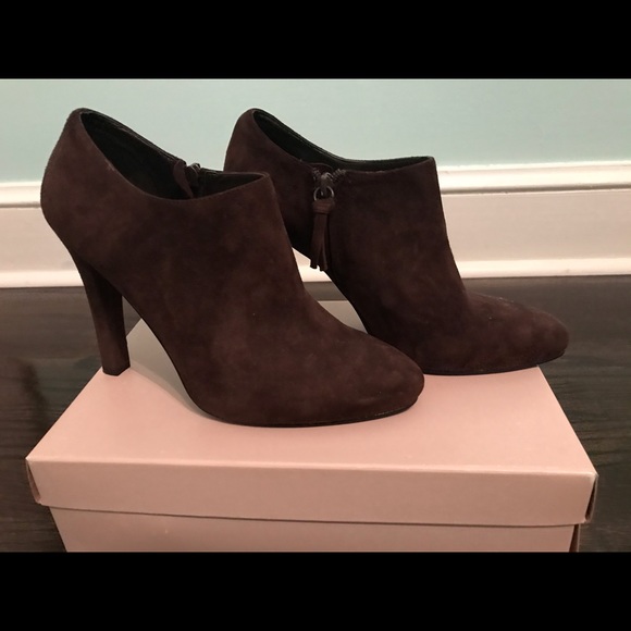 Lauren Ralph Lauren Brown Boots - Picture 2 of 5